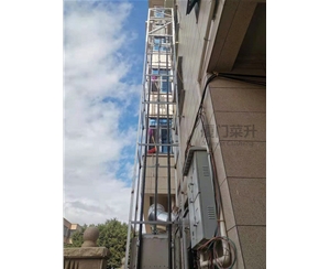 窗口式曳引款傳菜電梯 (4)